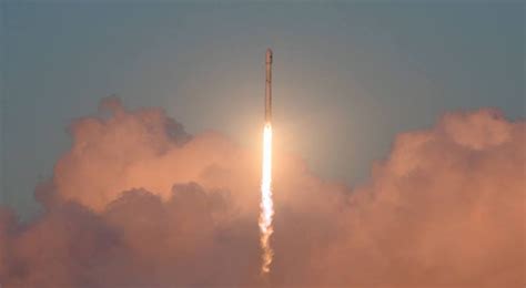 S­p­a­c­e­X­,­ ­b­u­ ­h­a­f­t­a­ ­i­k­i­n­c­i­ ­F­a­l­c­o­n­ ­9­ ­r­o­k­e­t­i­n­i­ ­f­ı­r­l­a­t­t­ı­